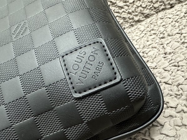 ルイヴィトンバッグ素材ディテール